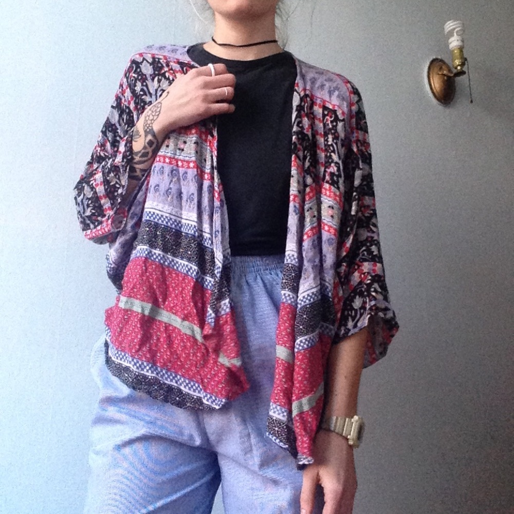 Patterned Shawl - image 2